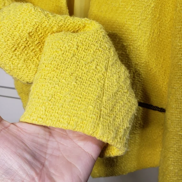 Yellow cropped jacket - Picture 3 of 10